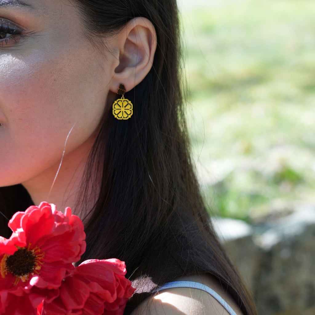 Anemone Earrings