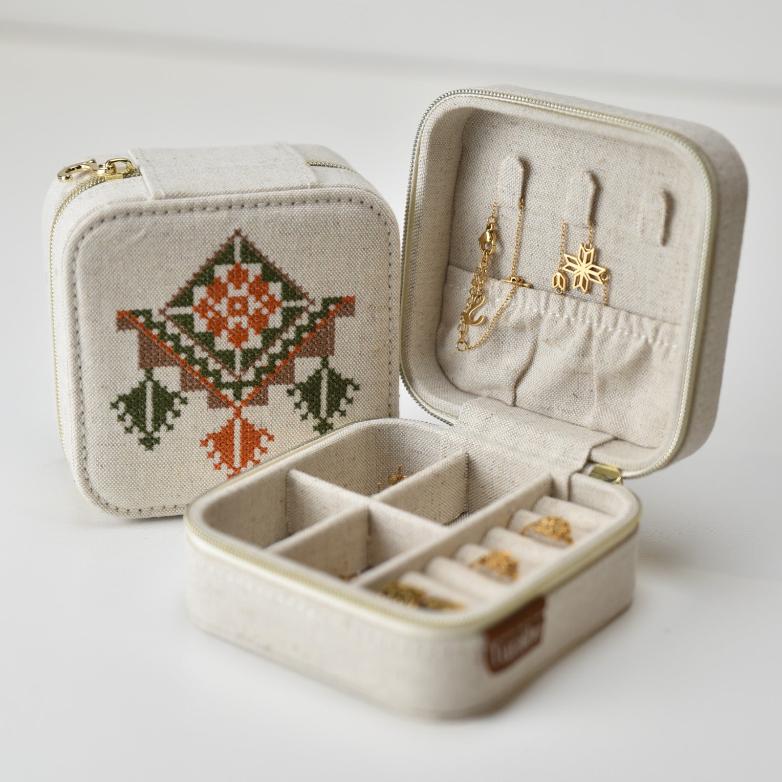 Tatreez Accessories Pouch